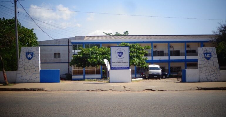 Faculdade-de-Gesto-de-Turismo-e-Informtica